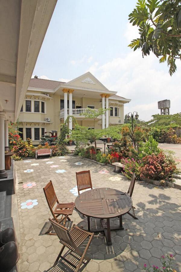 Reddoorz Near Umy Yogyakarta Guest house